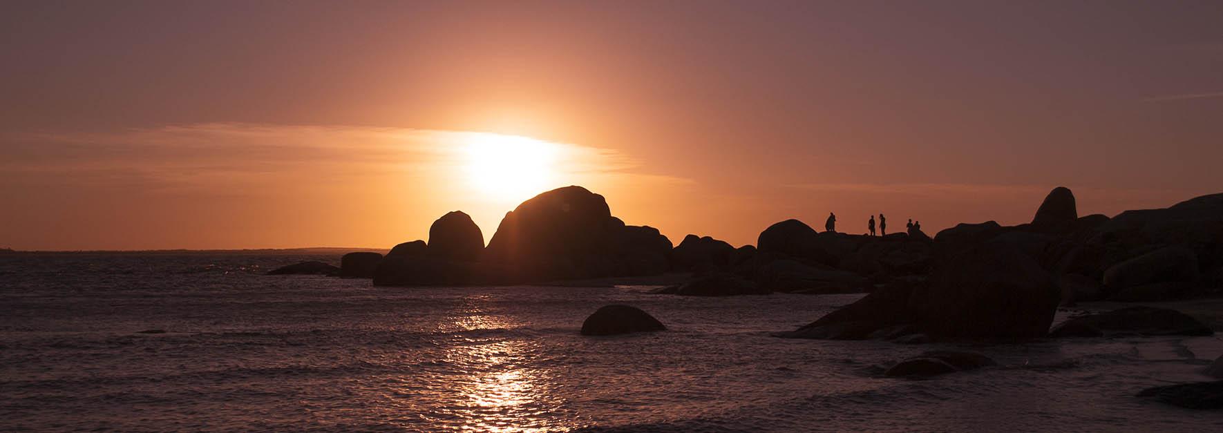 EM PARNAÍBA VOCE ENCONTRA ESSE POR DO SOL MARAVILHOSO